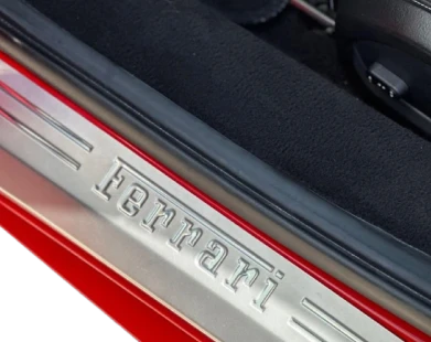 Prestígio e Exclusividade: Destaque-se na Multidão - Ferrari 458 Spider 2013 Prestígio e Exclusividade: Destaque-se na Multidão - Ferrari 458 Spider 2013